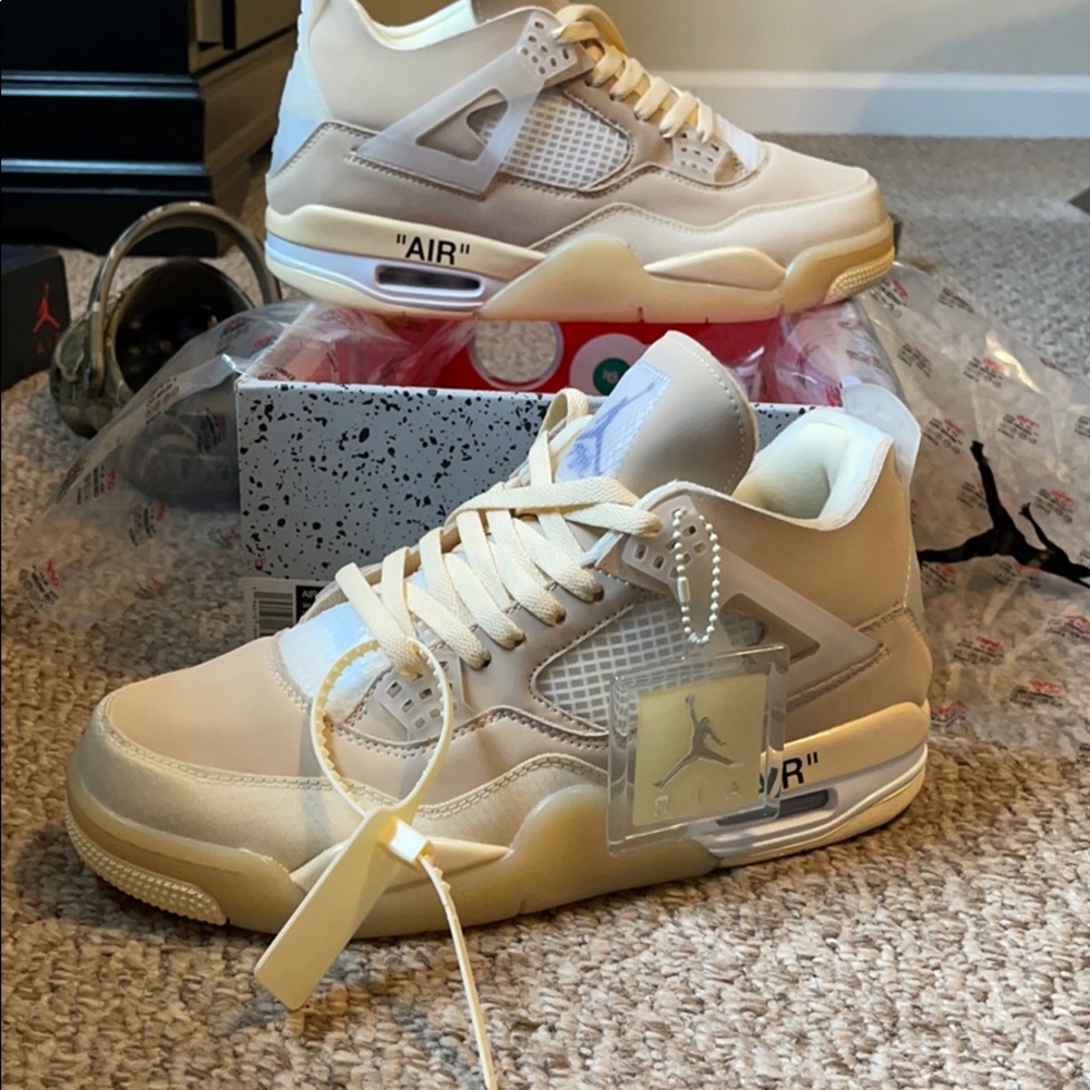 Off white Jordan 4